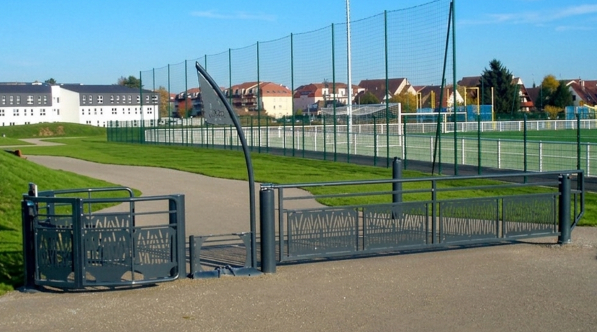 Sélectif barrière pivotante, pass'vélos et U oscillant Optimum+ Semco - décor Bambou