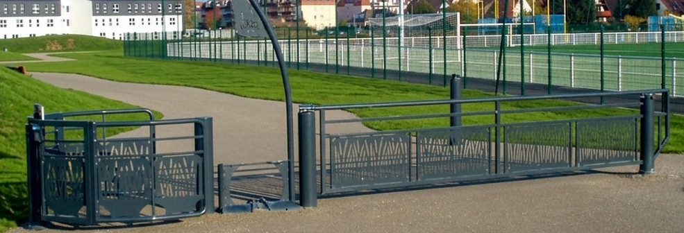 Sélectif barrière pivotante, pass'vélos et U oscillant Optimum+ Semco - décor Bambou