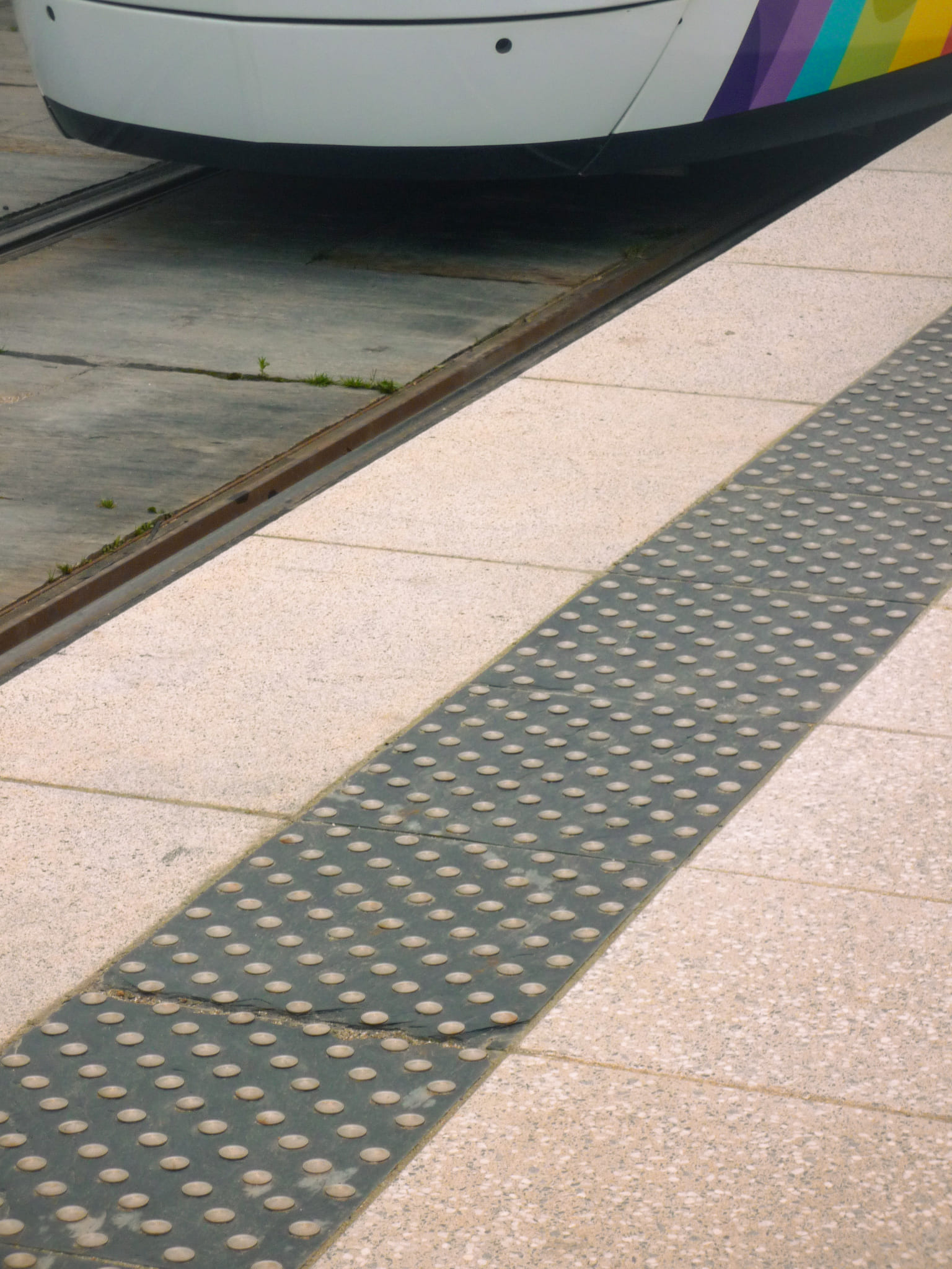 Dalles podotactiles - SEMCO