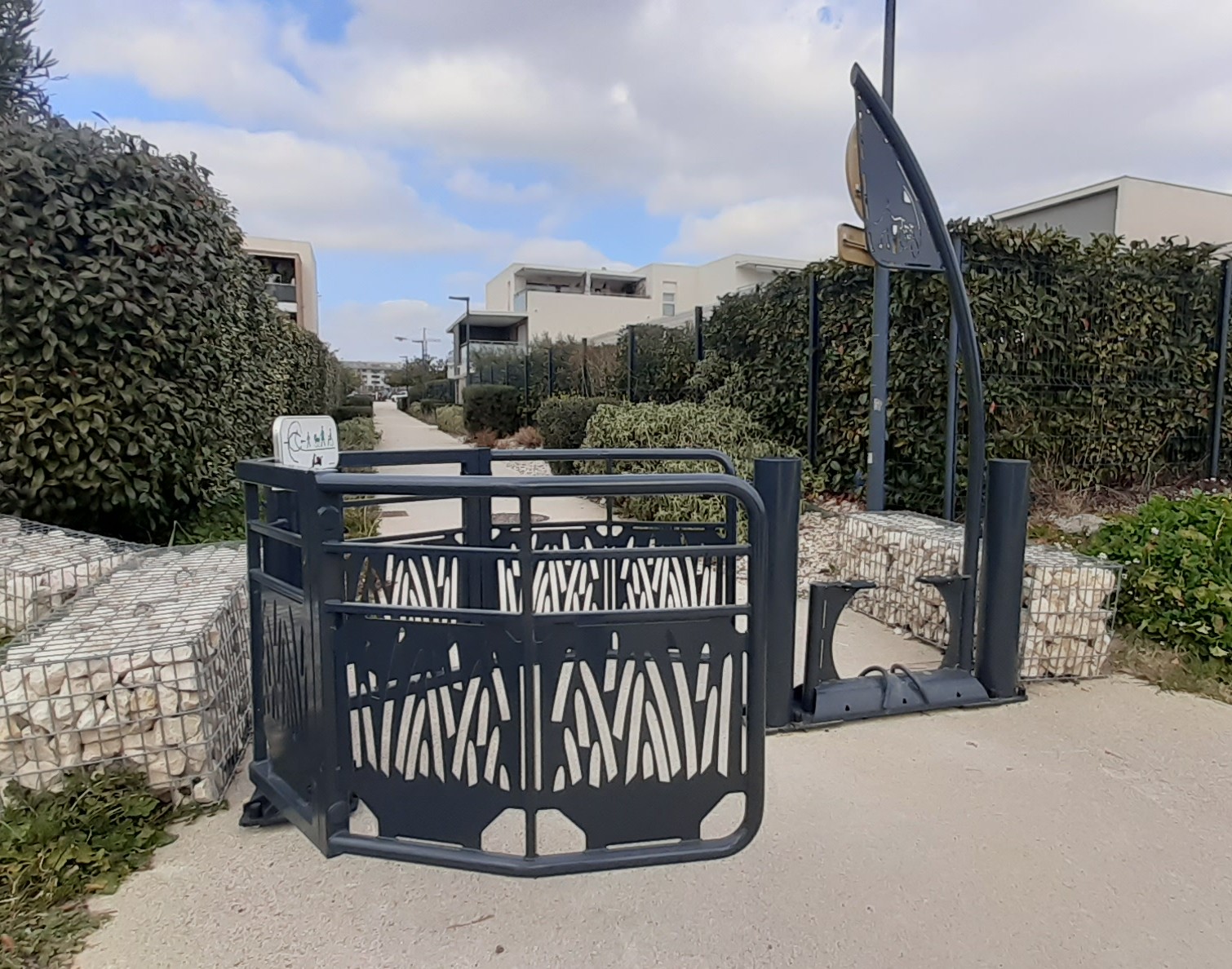 U Oscillant Optimum + - Semco